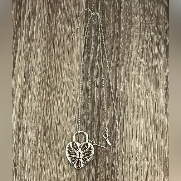 Tiffany &‎ Co. necklace